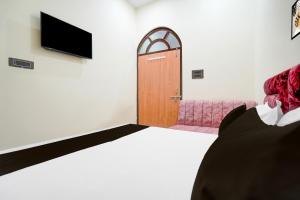 Super Hotel White House