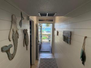 Seascape Villas 148- Vacay with a View