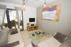 VILLA COSMO by Dreaming Lanzarote Villas