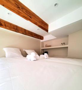 Appartements Bioves - Mezzanine studio, Charming & Comfortable : Appartement 1 Chambre