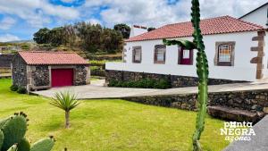 Casa da Hortênsia Roxa by Ponta Negra Azores - 3hvězdičkové hotely ve městě Praia da Vitória