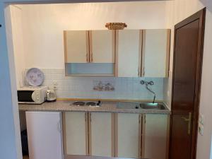 Pansion Ivana studios