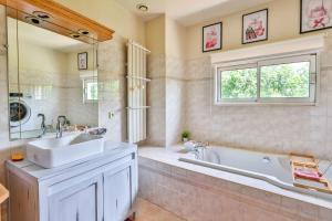 Villas Maison 5 chambres #10 personnes #Jardin : photos des chambres