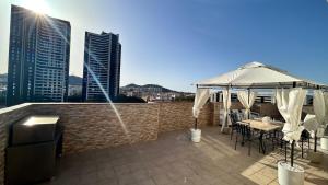 RASCACIELOS ATICO SUITES