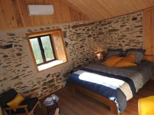 Chambre dhôtes de charme Pierres anciennes, confort et nature 2