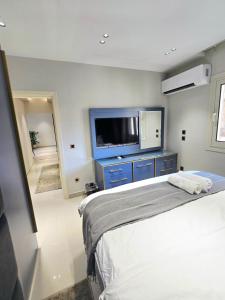 Luxury and Quiet apartment Facing City Stars Mall