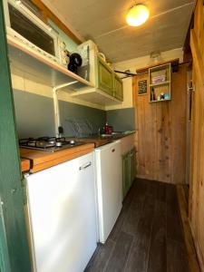 Chalet avec piscine privée dans la forêt