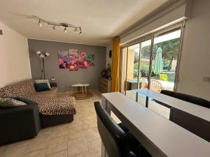 Appartements T2 RDC a Canet en Roussillon Europa 4 pers ,piscine,clim, tennis, parking : photos des chambres