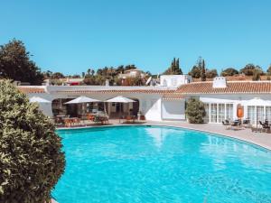 APT QUINTA PARAÍSO - Swimming Pool & Garden