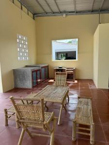 Xóm Giữa homestay