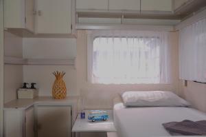 Camping Italia 90 Caravans