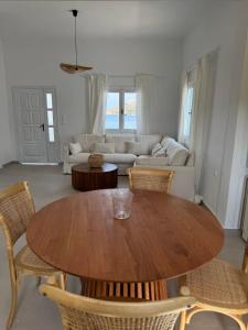 Anemelia by the Sea - Lipsi