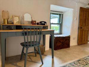 Murphys Thatched Cottage