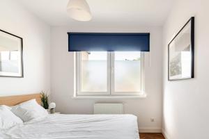 Modern Kowale Apartment - Garden and Free Parking
