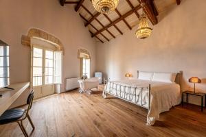 Hotel D H Lawrence img31