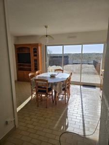 directe plage à moins de 100m