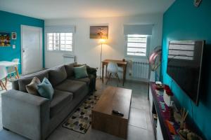 seven colors apartment