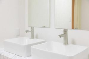 4minute walk to Dotonbori ,10G high-speed internet , detached house cute childrens room family-friendly room for parents and kids