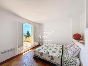 Villa Provençale 8 personnes vue mer avec jardin à 150 m de la plage du Rayol