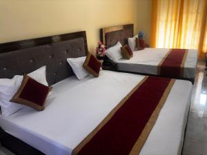 Atithi Home Stay - Himalayas view