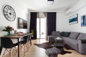 Modern Comfort in the Heart of Athens