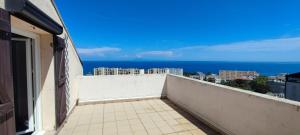 Appartements Bright Rooftop F3 Terrace Sea & Mountain View : photos des chambres
