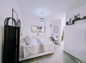 El Faro Centro de Málaga con Parking 445 Max