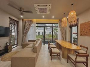 Hải Trường villa Sonasea Vân Đồn