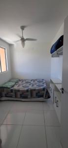 Apto 2 quartos condomínio club 2