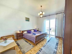 Apartment in Novi Vinodolski 43593