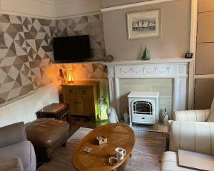 2 Bedroom & 2Bathrooms in Lancaster