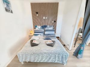 Appartements La croisette - a 50 metres de la plage de Juno Beach avec Balcon et Stationnement gratuit : photos des chambres