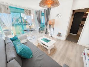 Appartements La croisette - a 50 metres de la plage de Juno Beach avec Balcon et Stationnement gratuit : photos des chambres