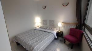 Appartements 3 bedrooms and salon, La Defense, 5 min walk Metro : photos des chambres