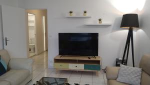 3 bedrooms and salon, La Défense, 5 min walk Metro