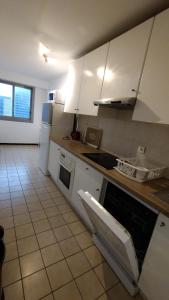 Appartements 3 bedrooms and salon, La Defense, 5 min walk Metro : photos des chambres