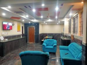 STONEROOF COLIVING Pg