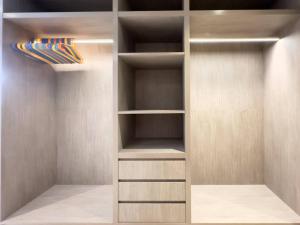 Modern & Stylish 2BR Apartment