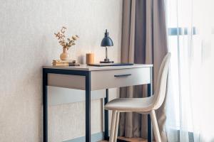 Seaview Calm by Aesthaven