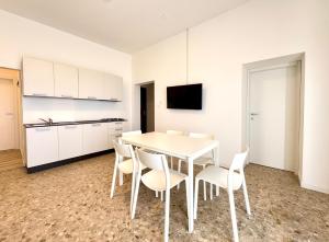 Villa Fronte Mare-Carraro Immobiliare Jesolo - Family Apartments