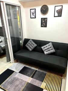 SM Bicutan Azure Flat