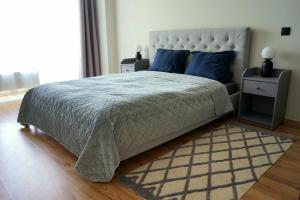 Stylish seaside apartment