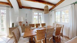 Villas Villa Ezea - vue mer et charme : photos des chambres