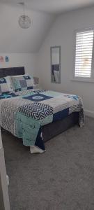 Family Room with Shower room in Trentham House