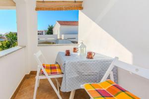 Apartments Ladika