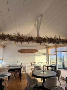 Hotels Hotel La Licorne : photos des chambres
