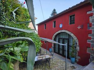 La Casa Rossa - Villa con piscina privata