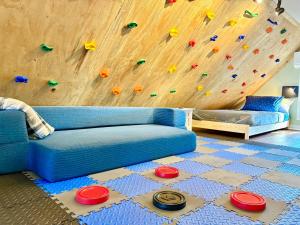 Family A-Frame, HotTub, FirePit, ClimbingWall, EVCharger, & More