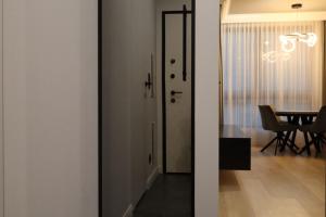 Family & Business Elegant Apartments Grzybowska 37 Centrum, PARKING, Wi-Fi, Netflix