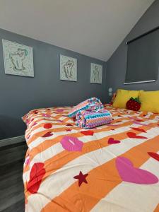 A Stylish Private Studio in the Heart of the City